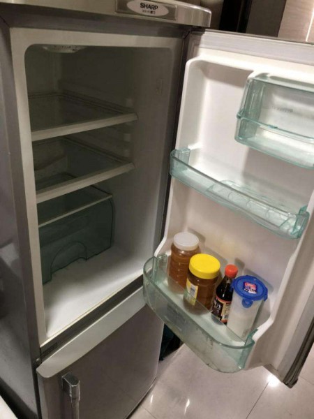 新冰箱第一次使用发热正常吗